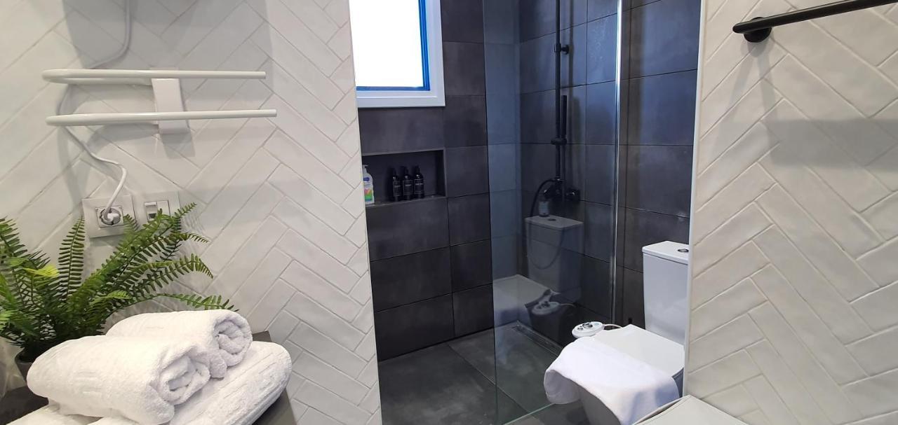 Meraki Beachfront Foiníkion Екстериор снимка